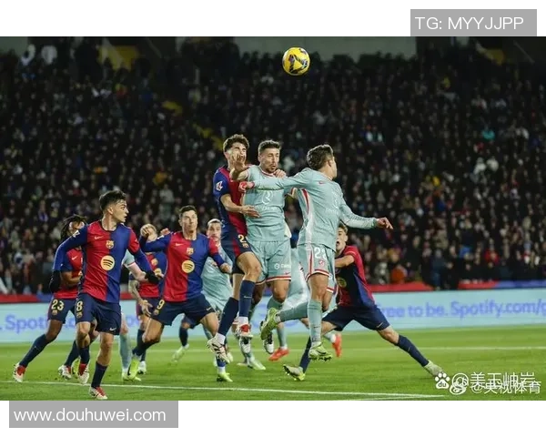 戈伊亚斯迎战巴西国际期待精彩对决双方争夺联赛重要积分