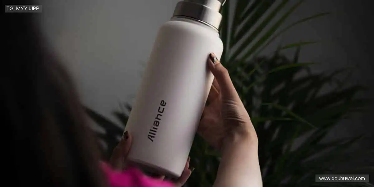 🎁 正版授权，独家周边！用潮流装备，彰显你的热爱👕🏆